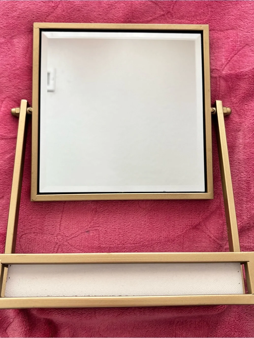 Gold Mirror Jewelry Holder